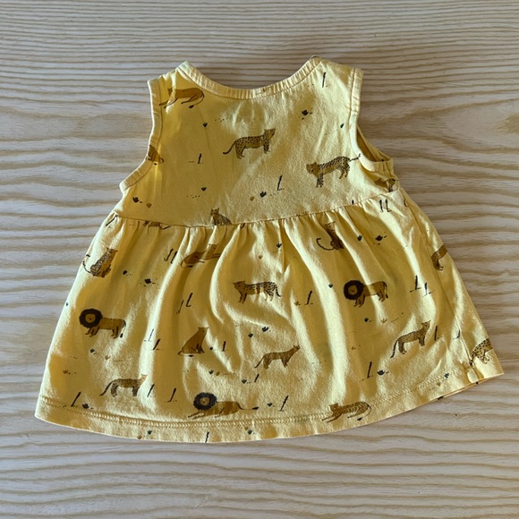 Red Caribou girls safari sleeveless dress size 6-9 months - Picture 2 of 4